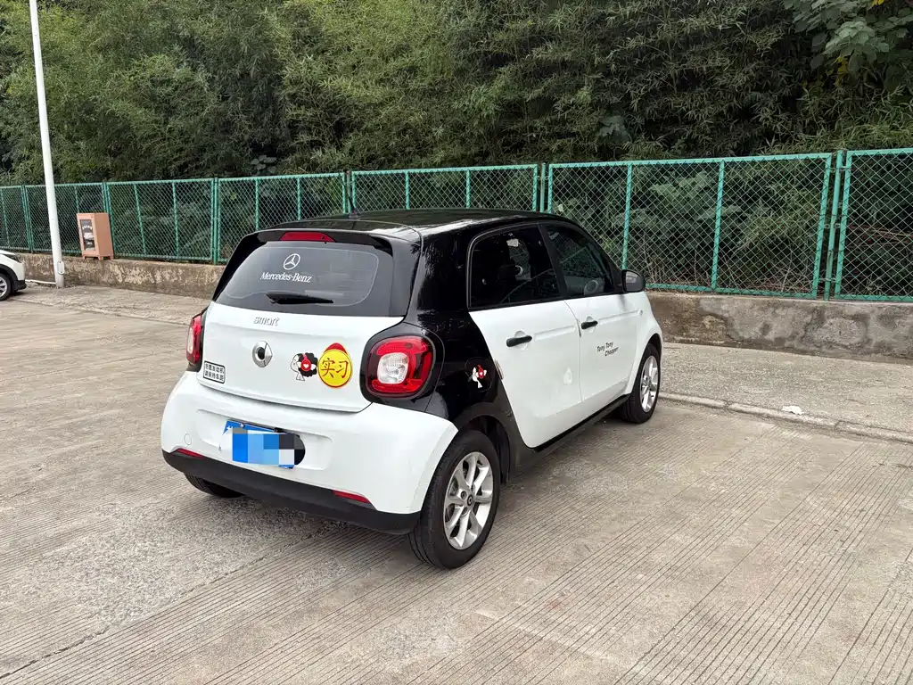 smart Smart Forfour — миниатюра 6