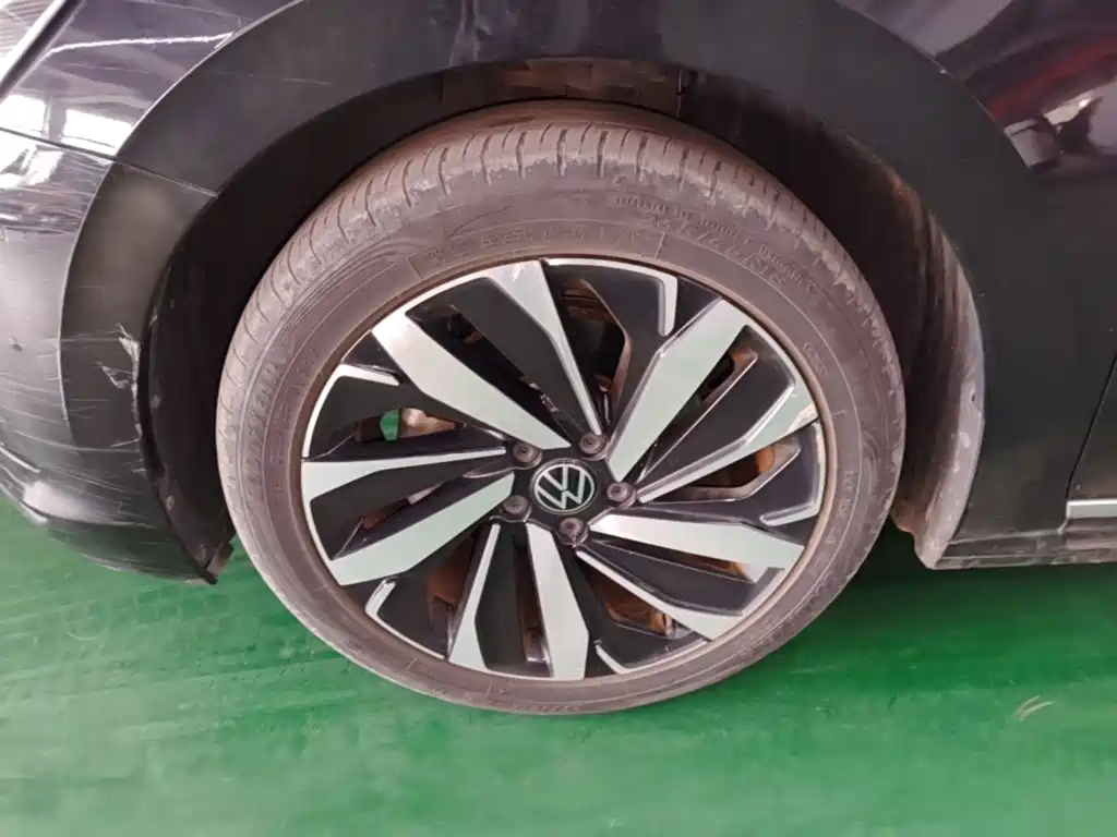 Volkswagen Passat — миниатюра 23
