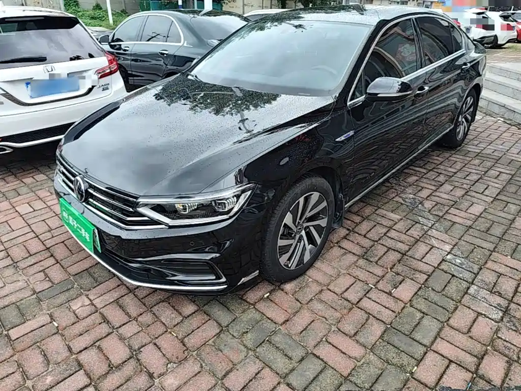 Volkswagen 迈腾 PHEV — миниатюра 2