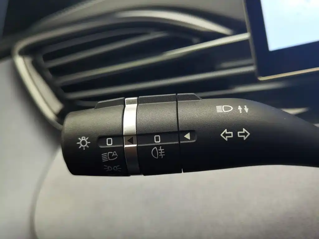 BYD Seal — миниатюра 21