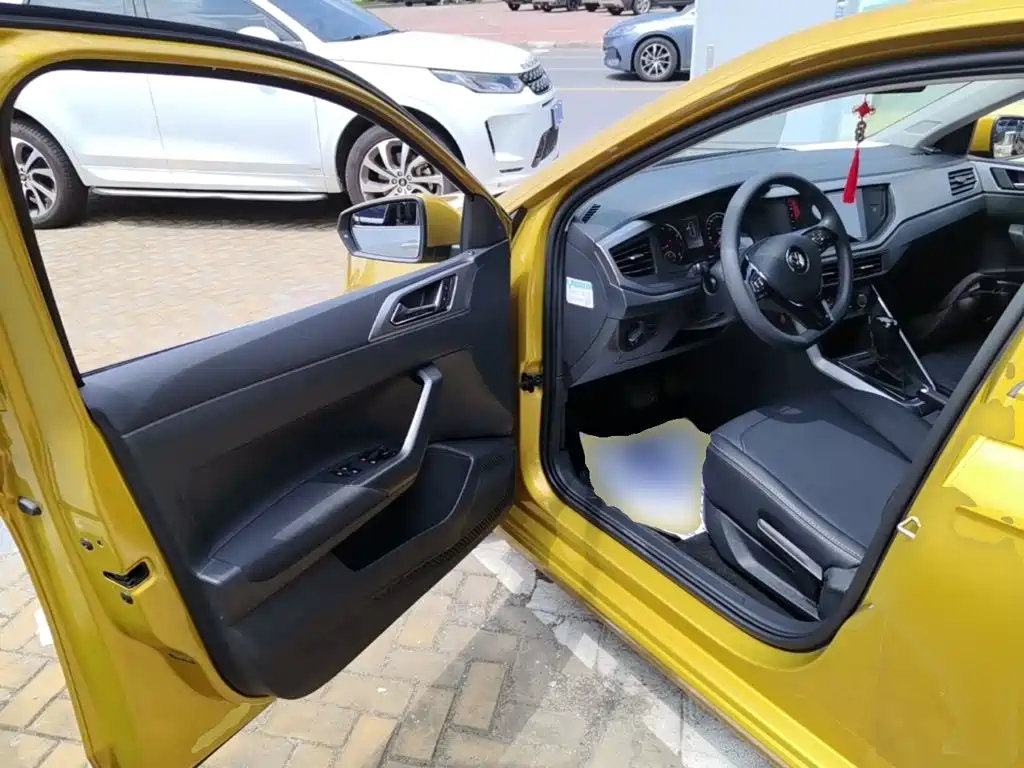 Volkswagen Polo — миниатюра 16