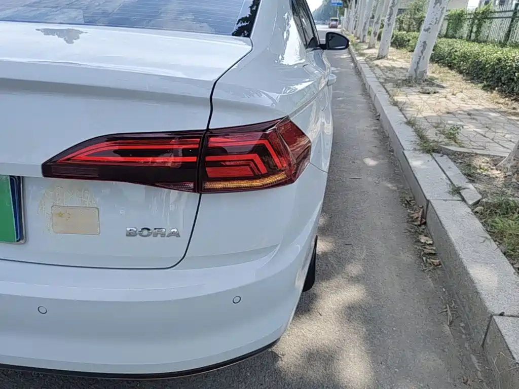 Volkswagen Bora — миниатюра 8