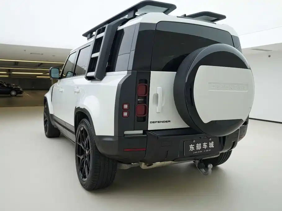 Land Rover Defender — миниатюра 5