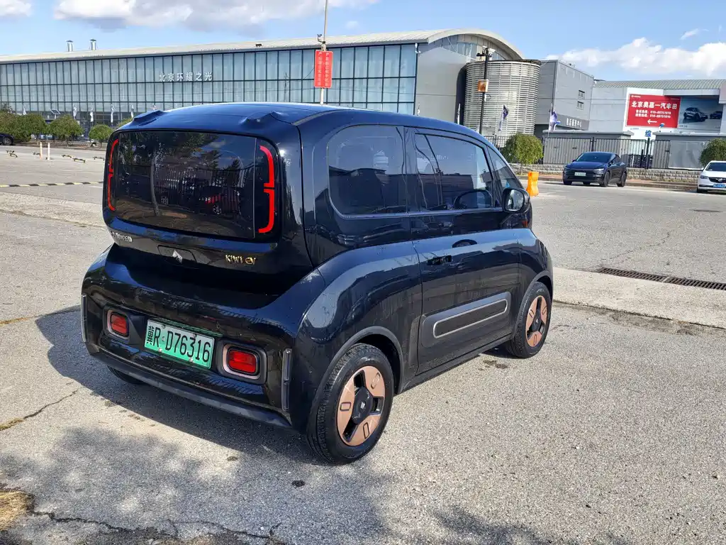 Baojun KiWi EV — миниатюра 4