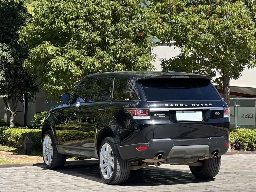 Land Rover Sport — миниатюра 6