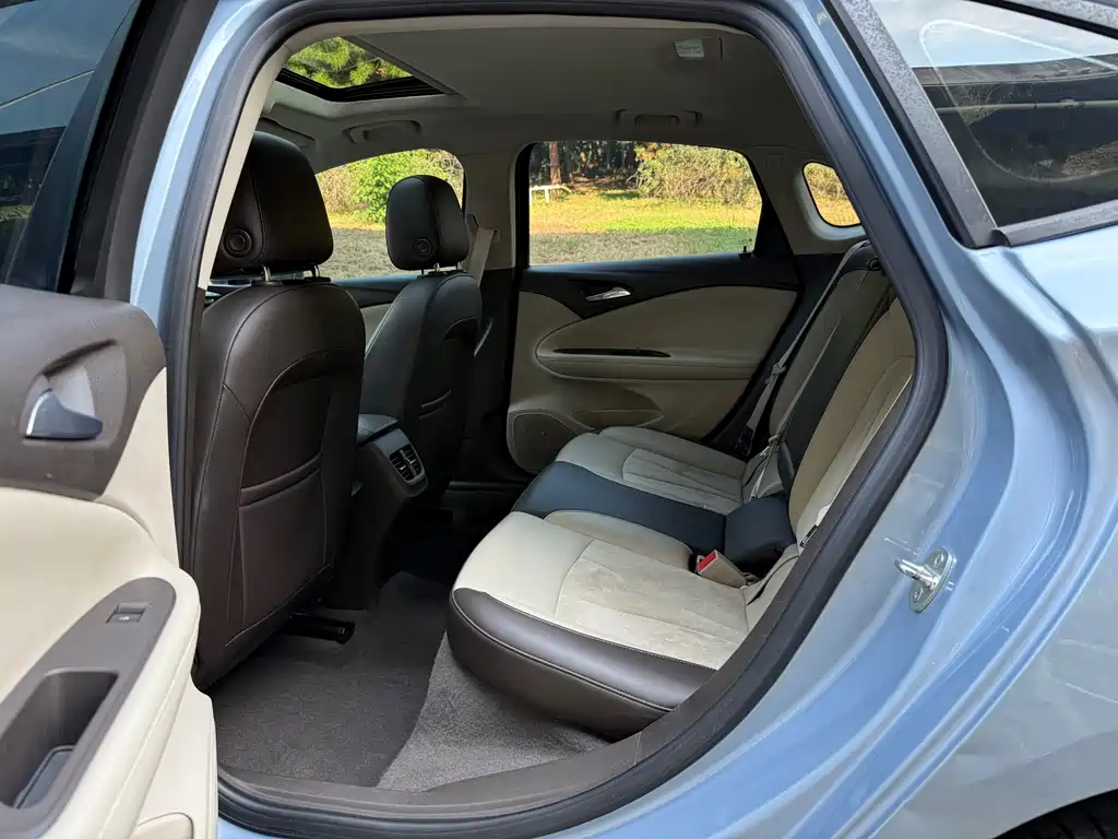 Buick Verano — миниатюра 8