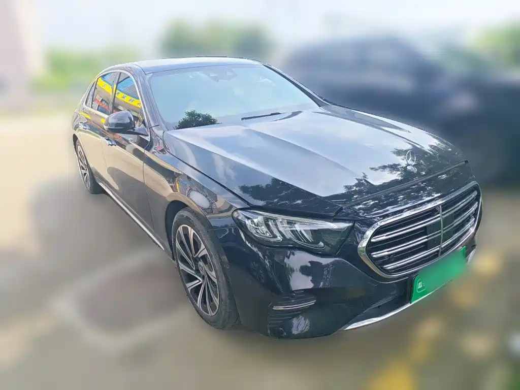 Mercedes-Benz E-Class — миниатюра 25