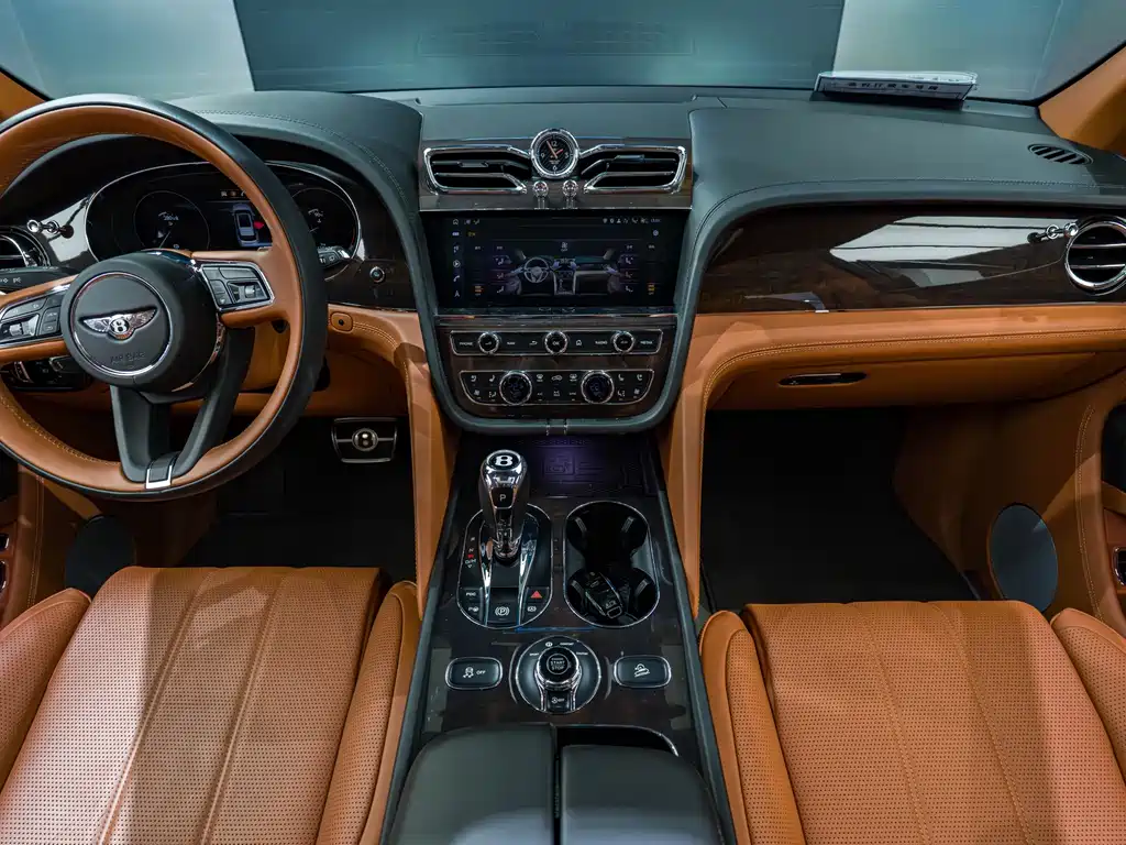 Bentley Bentayga — миниатюра 5
