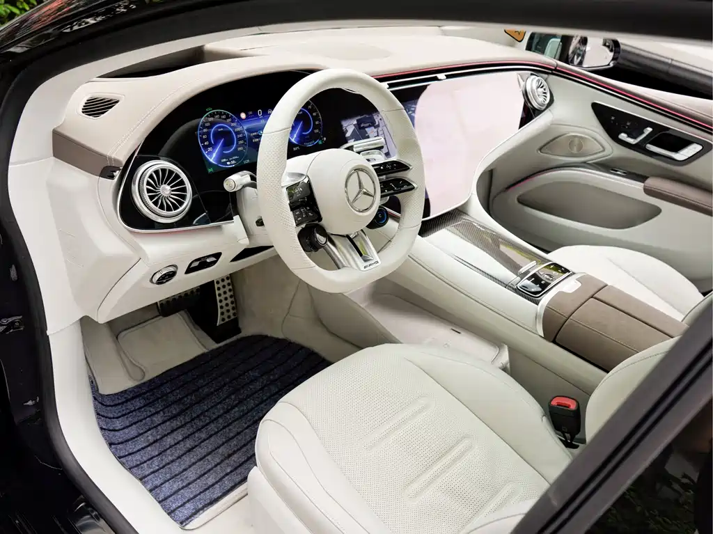 Mercedes-Benz EQS AMG — миниатюра 11