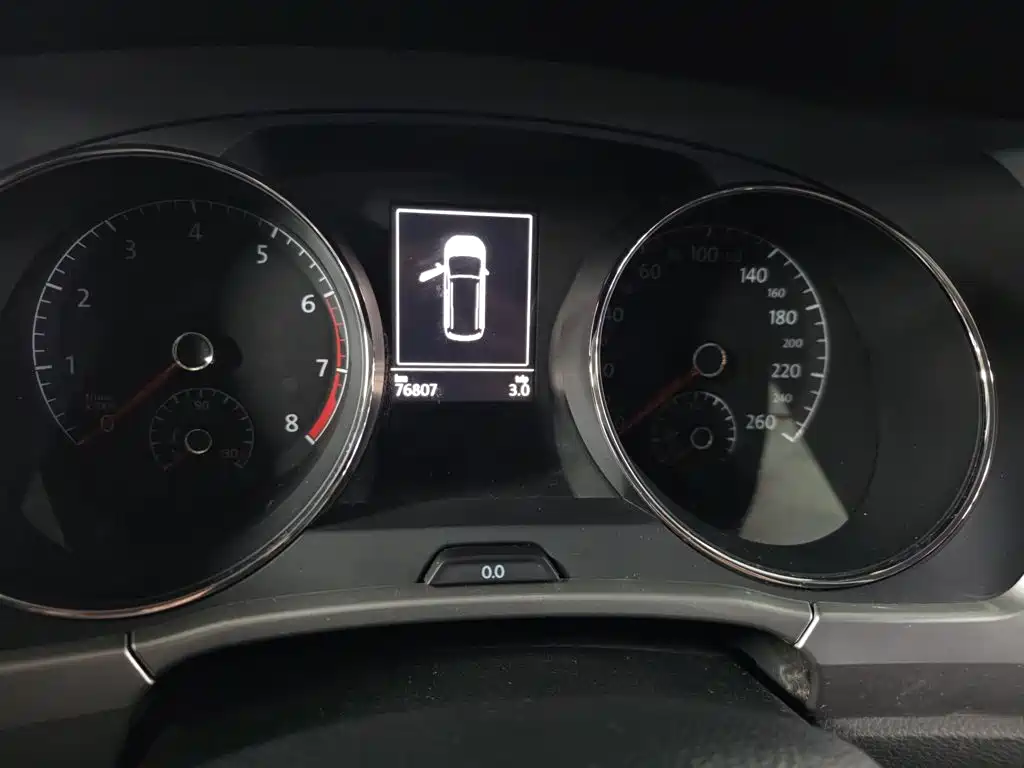 Volkswagen Touran — миниатюра 4