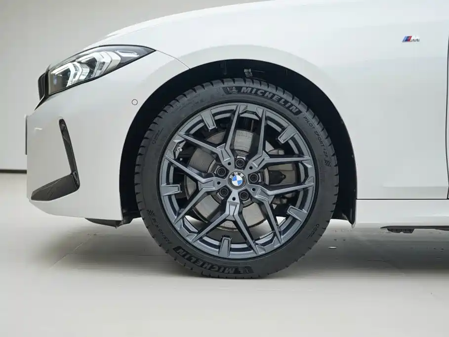 BMW 3 Series — миниатюра 16