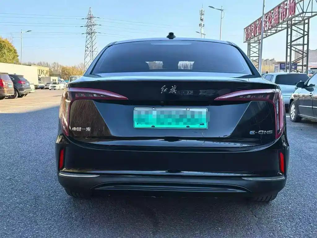 Hongqi Hongqi E-QM5 — миниатюра 7