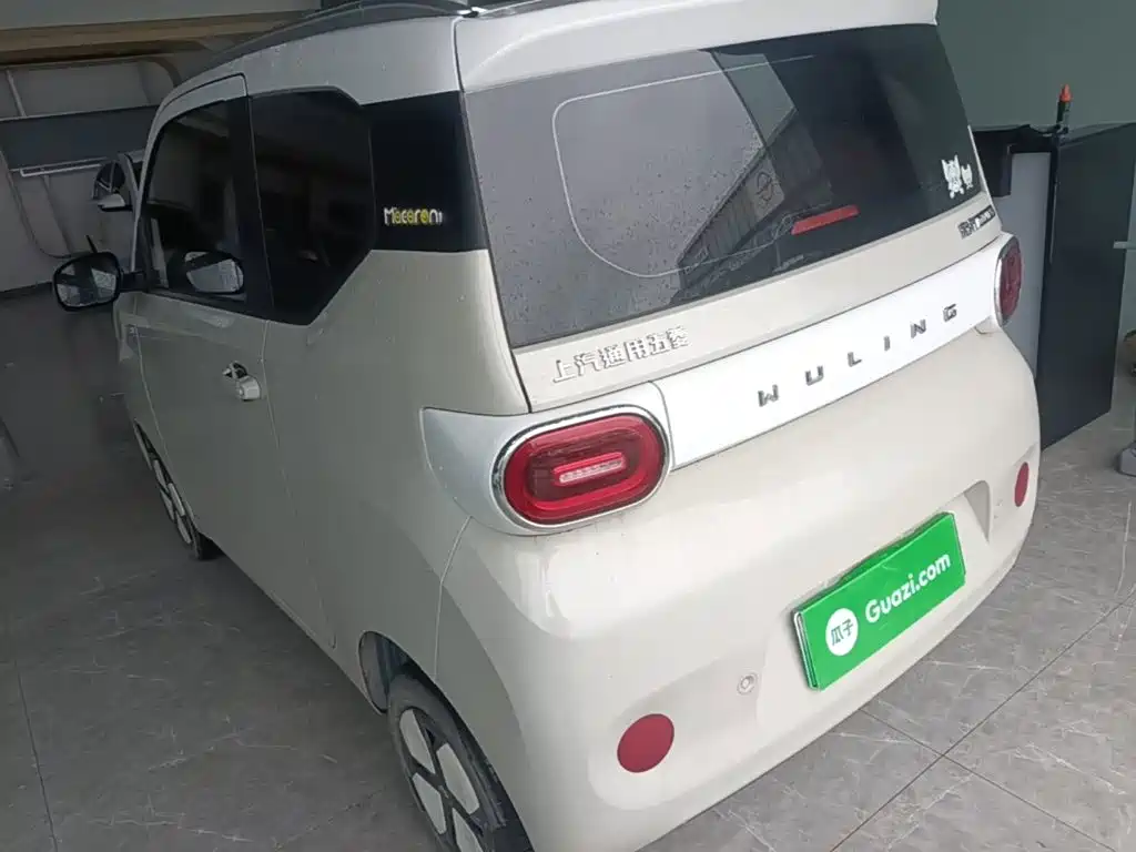 Wuling MINIEV — миниатюра 5