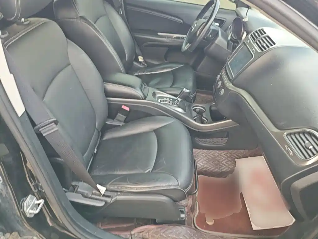 Dodge Journey — миниатюра 25
