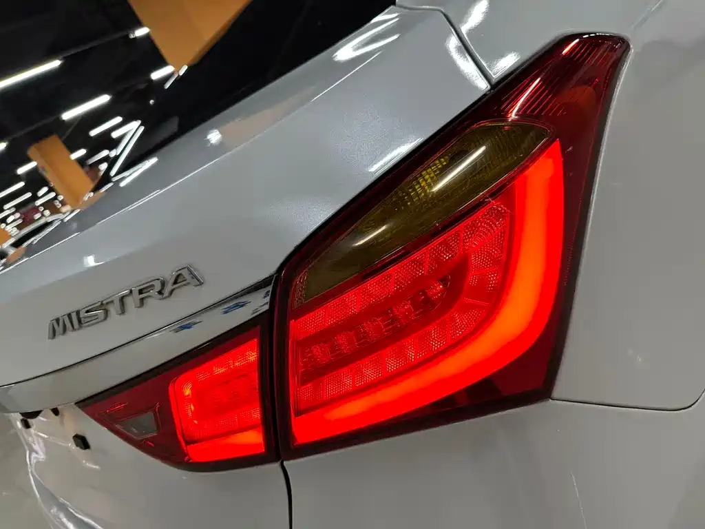 Hyundai Mistra 1.8L Auto Premium Type DLX, фото 16