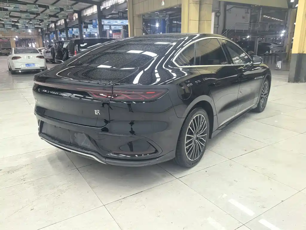 BYD Han — миниатюра 6