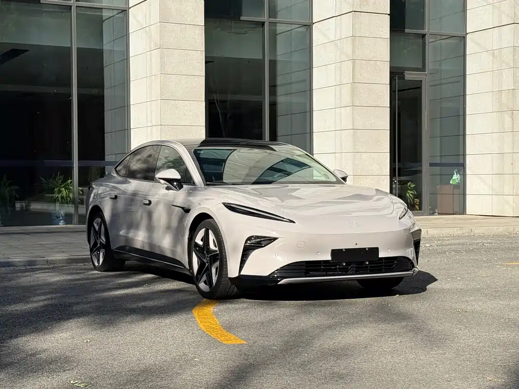 Roewe Feifan F7 — миниатюра 3