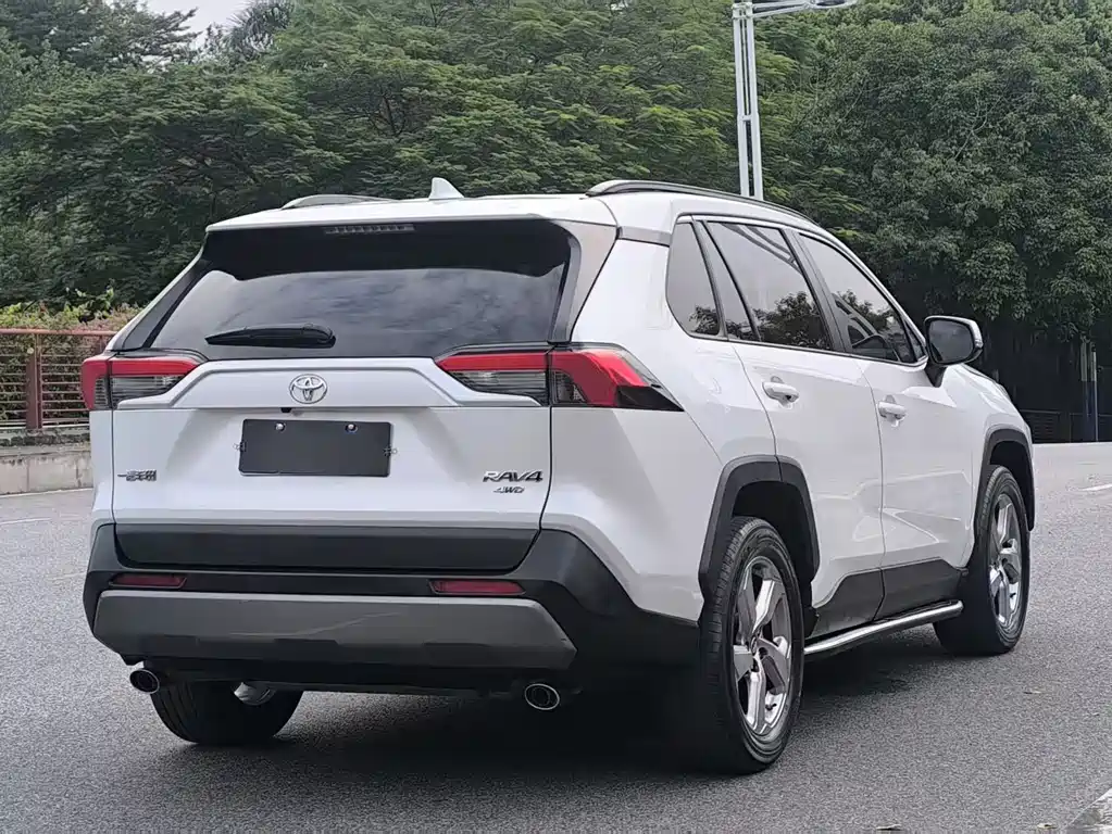 TOYOTA RAV4 RONGFANG