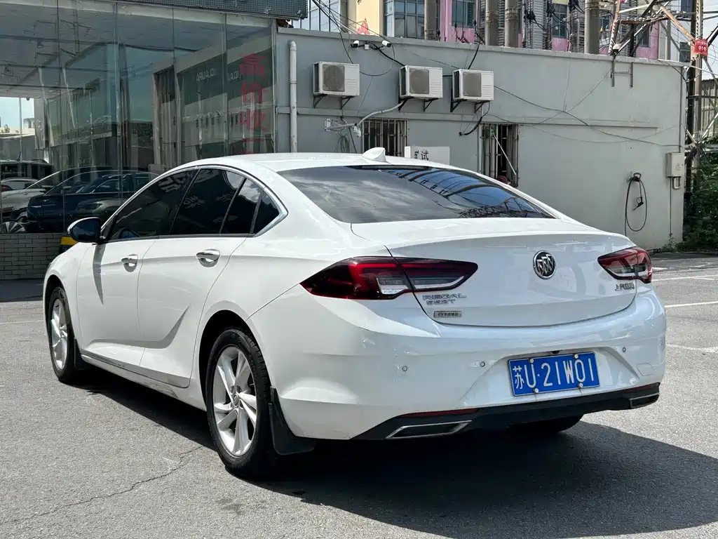 Buick Regal — миниатюра 5