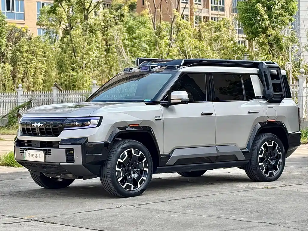 Fang Cheng Bao Leopard 8 — миниатюра 2