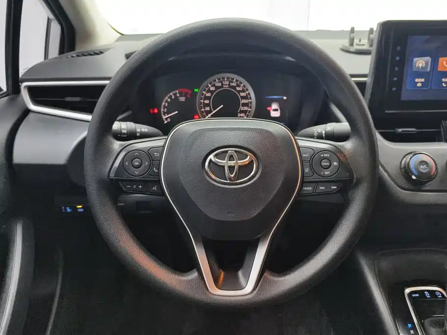 Toyota Corolla — миниатюра 15