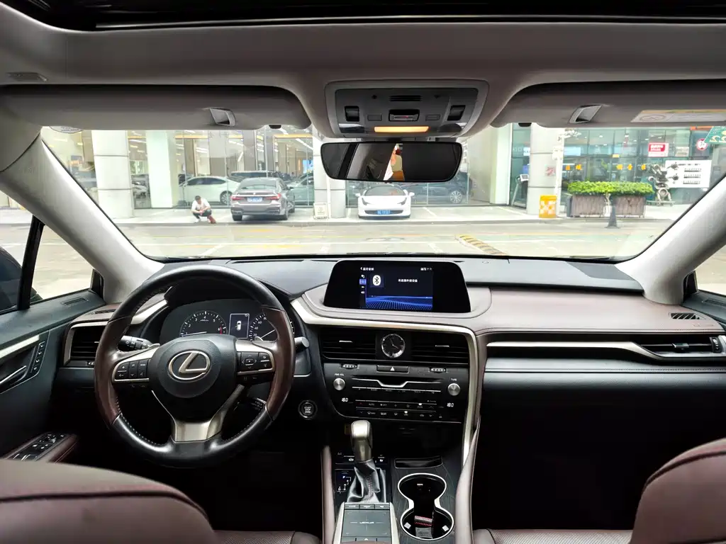 Lexus RX — миниатюра 15