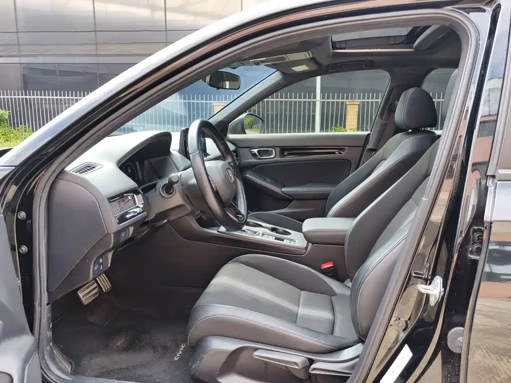 Honda Civic — миниатюра 9