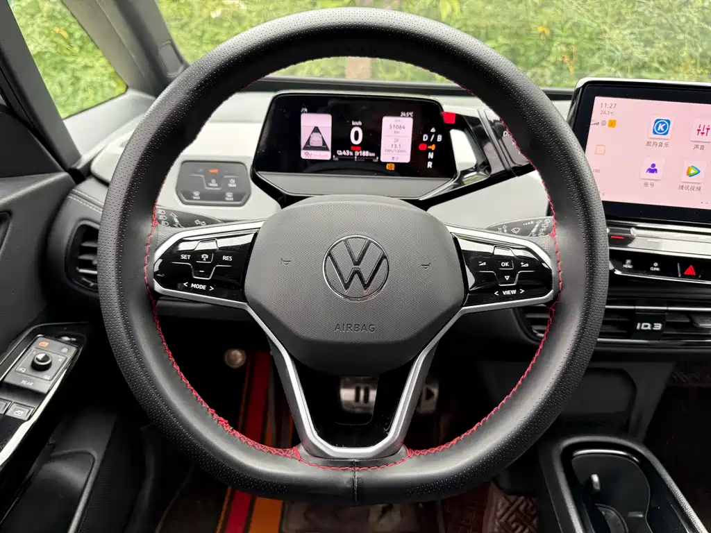 Volkswagen ID.3 — миниатюра 12