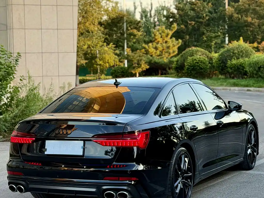 Audi S6 — миниатюра 10