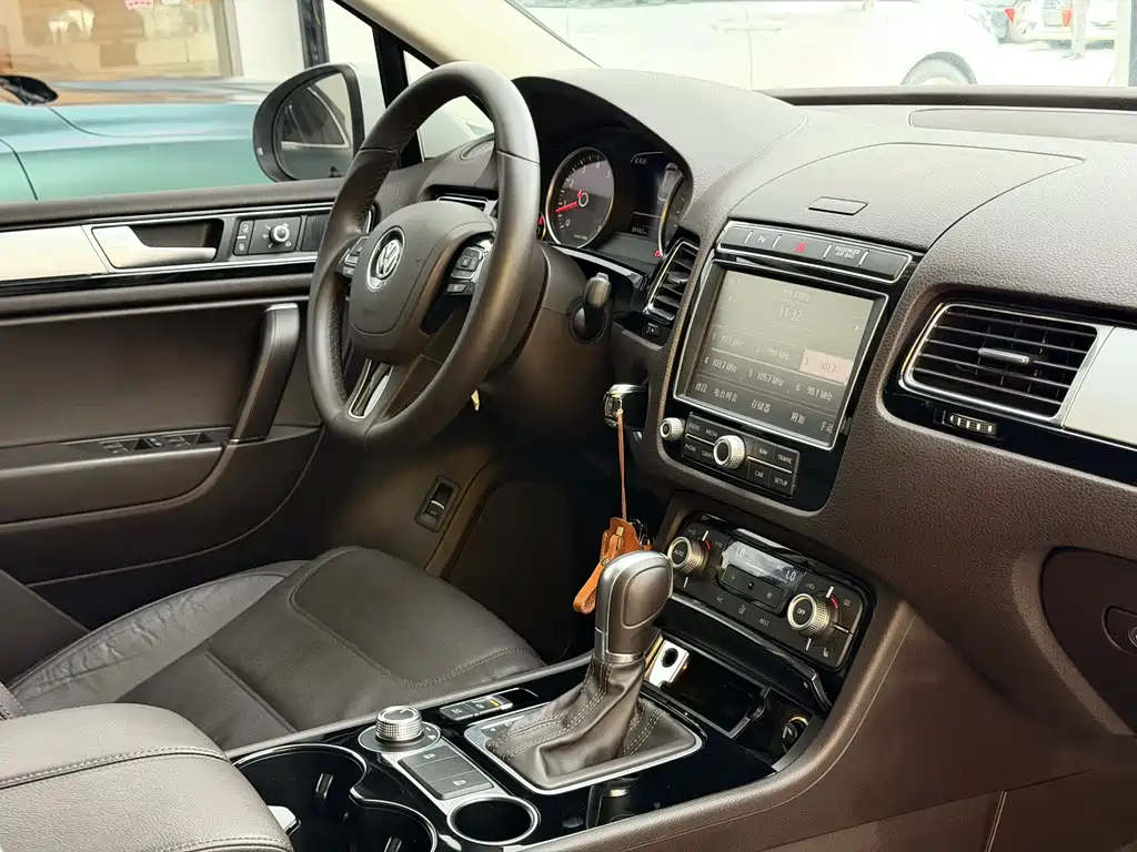 Volkswagen Touareg 2016 3.0TSI