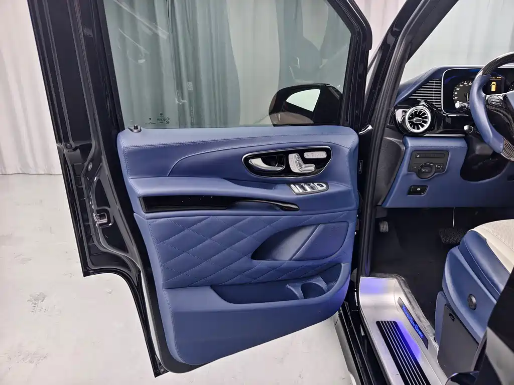 Mercedes-Benz Vito — миниатюра 7