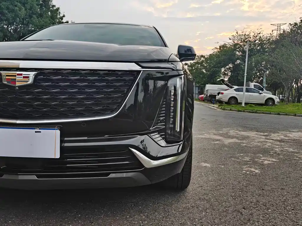 Cadillac XT5 — миниатюра 10