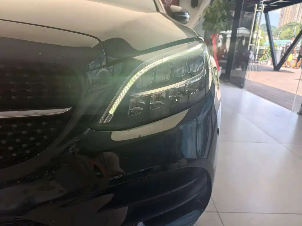 Mercedes-Benz C-Class — миниатюра 9