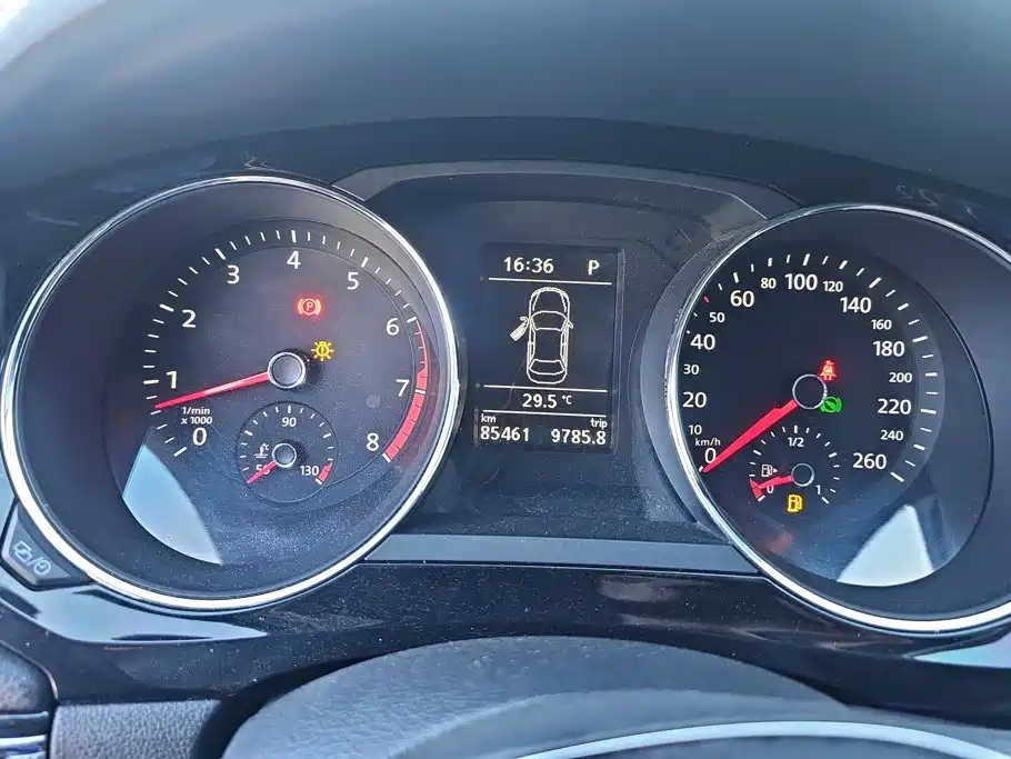 Volkswagen Sagitar — миниатюра 14