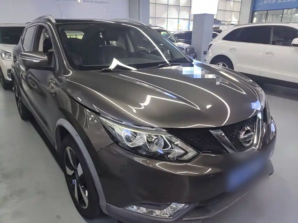 Nissan Qashqai — миниатюра 4
