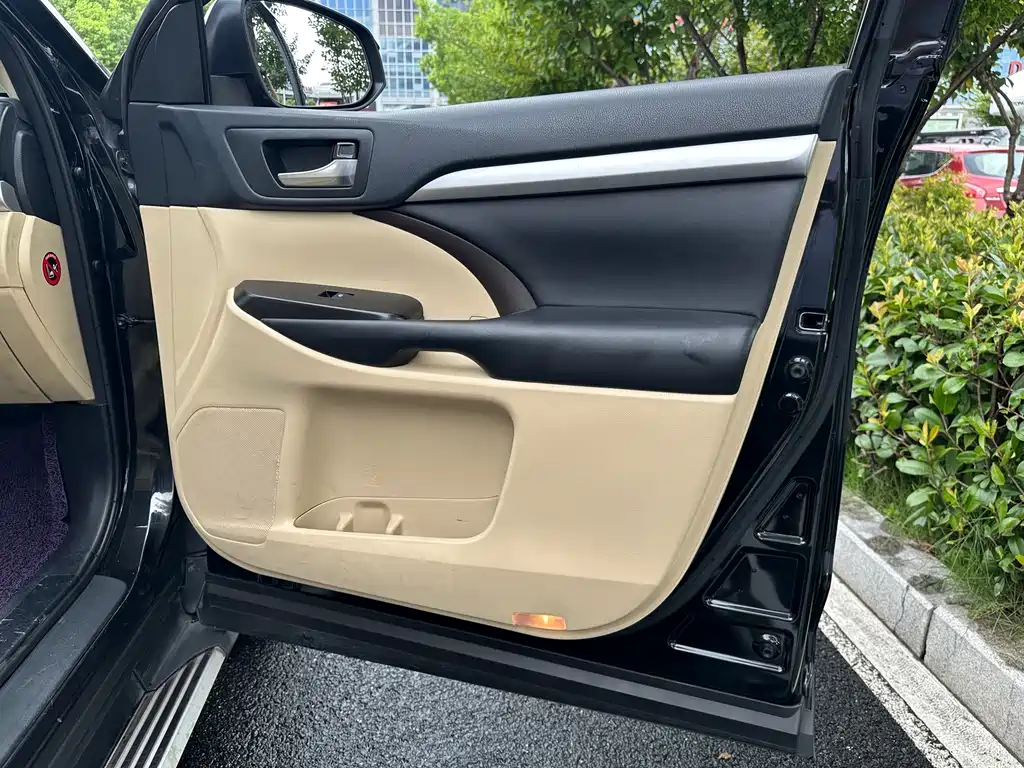 Toyota Highlander — фотографии объявления, Фото 28