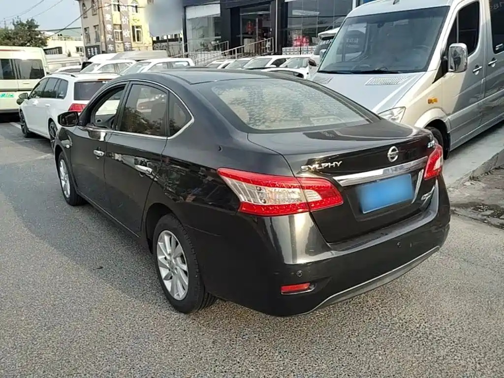 Nissan Sylphy — миниатюра 5