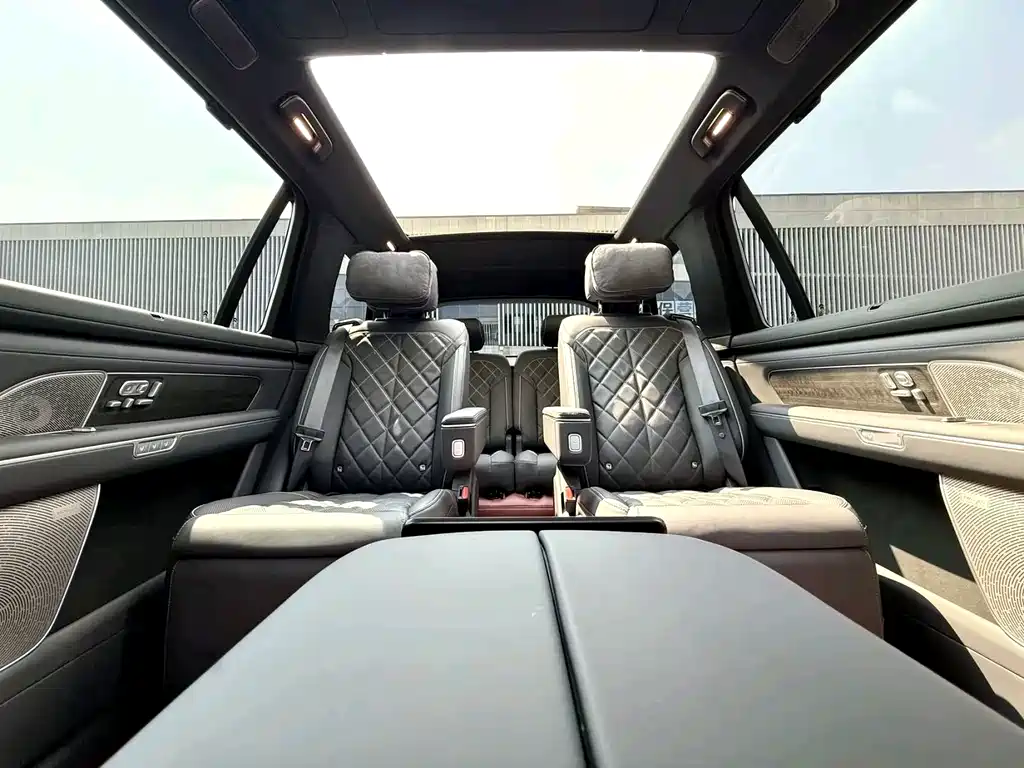 NIO ES8 — миниатюра 4