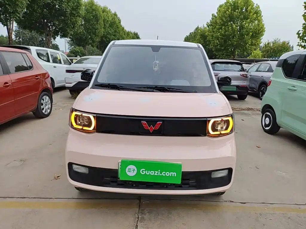 Wuling MINIEV — миниатюра 3