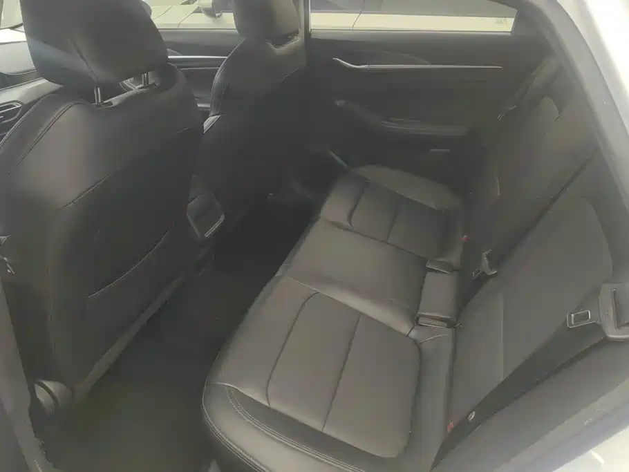 Changan Eado — миниатюра 10