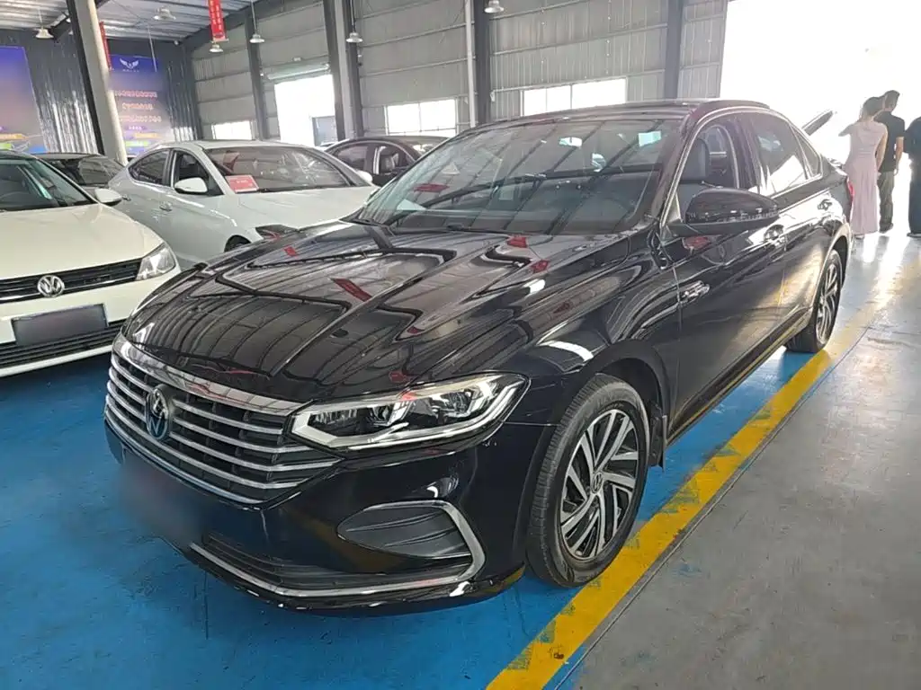 Volkswagen Lavida — миниатюра 2