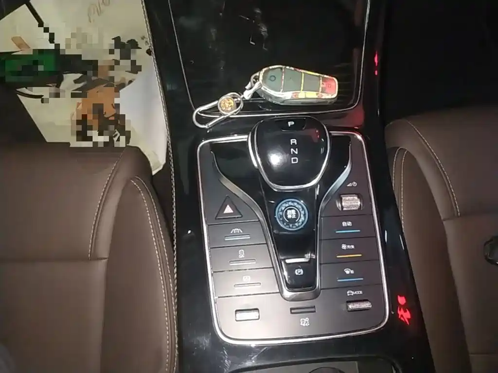 BYD MAX New Energy — миниатюра 14