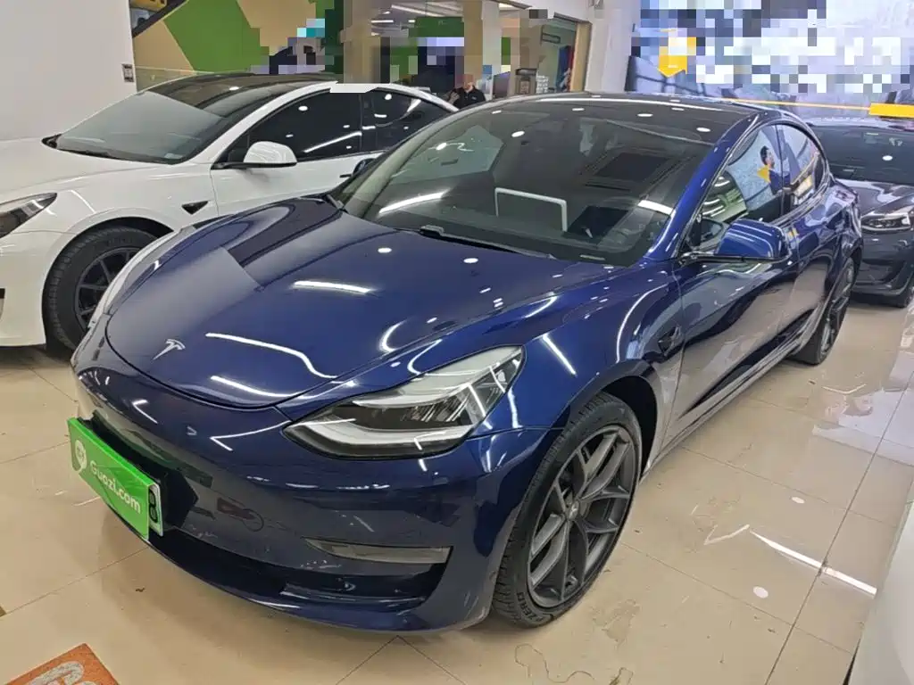 Tesla Model 3 — миниатюра 2