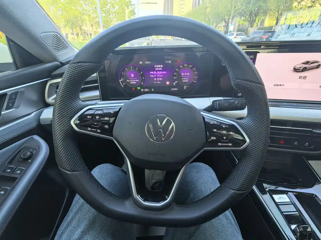 Volkswagen Lamando — миниатюра 6