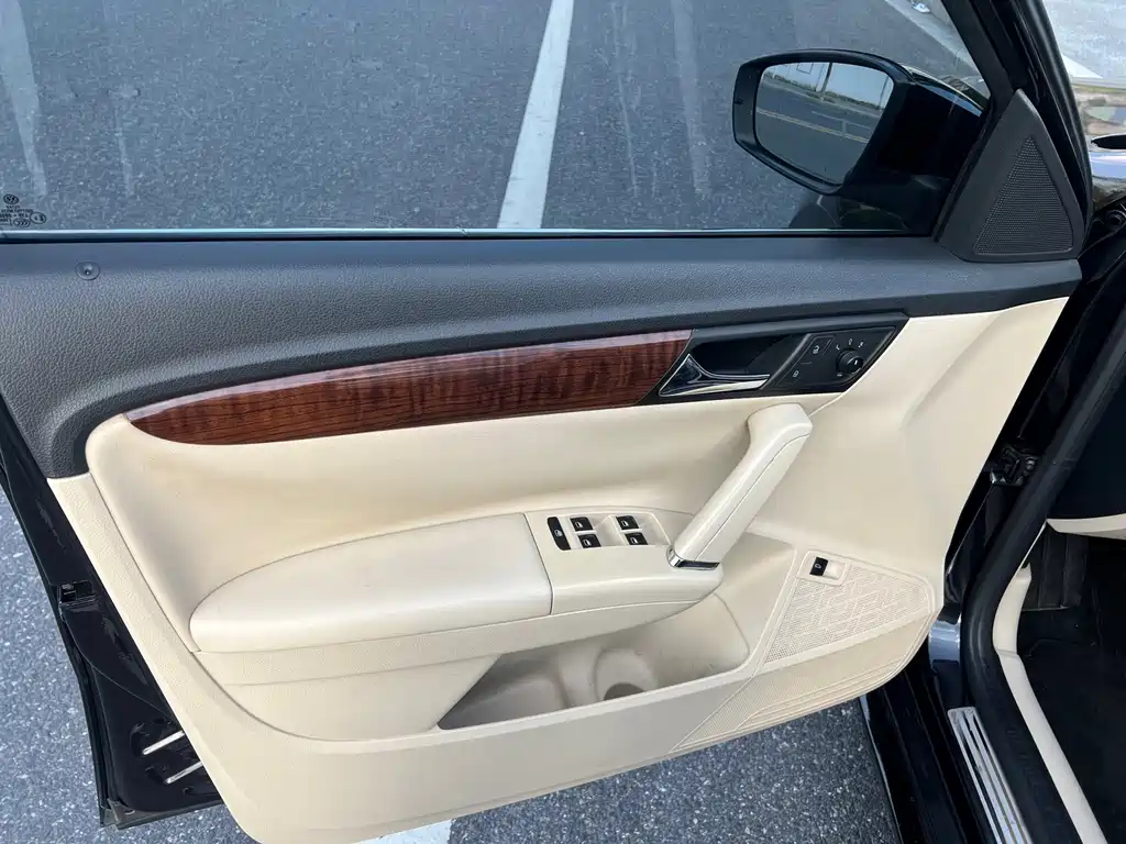 Volkswagen Lavida — миниатюра 10