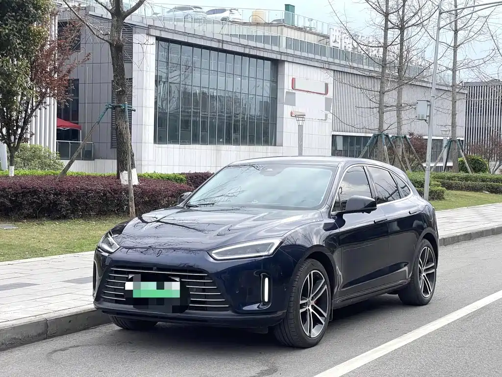 AITO ASK THE WORLD M5