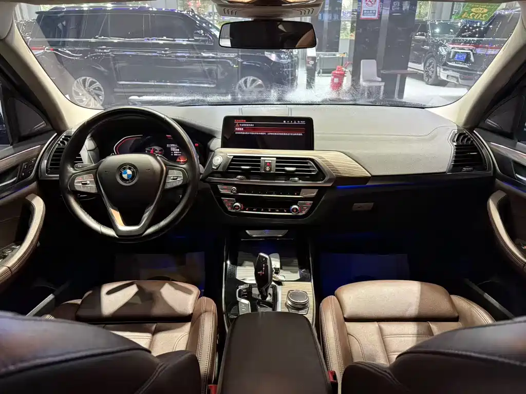BMW X3 — миниатюра 8