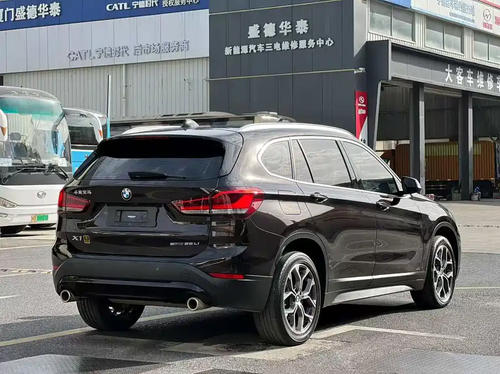 BMW X1 — миниатюра 9