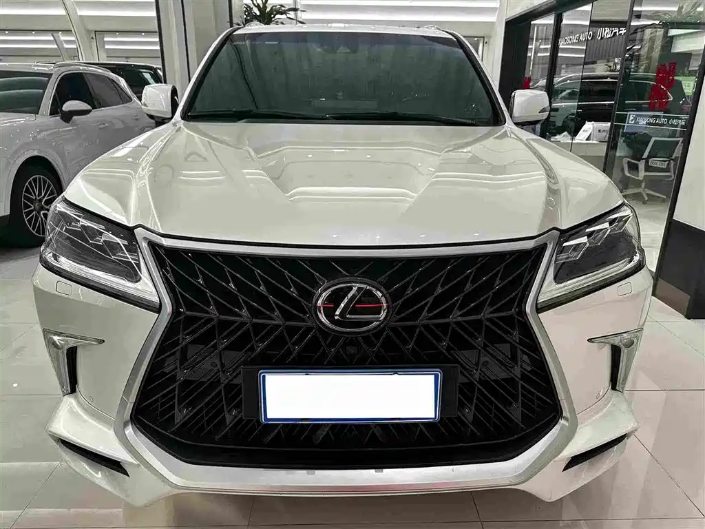 Lexus LX — миниатюра 2