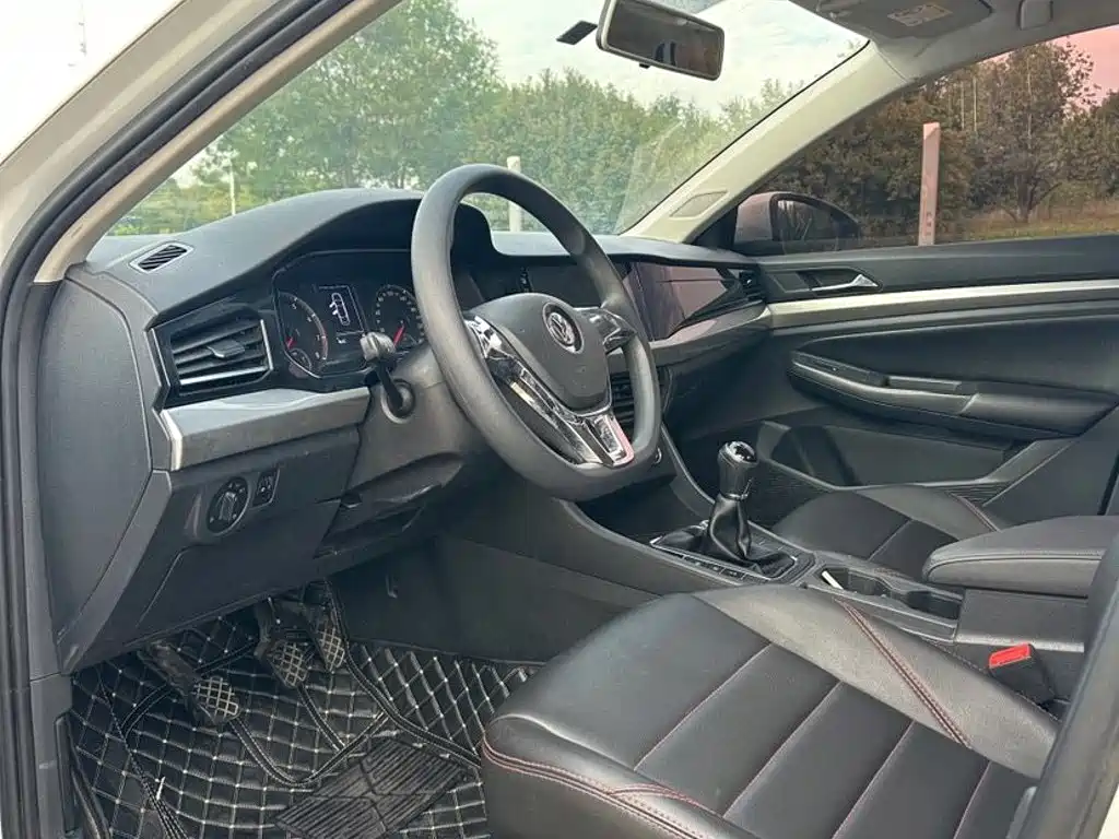 Volkswagen Bora — миниатюра 8